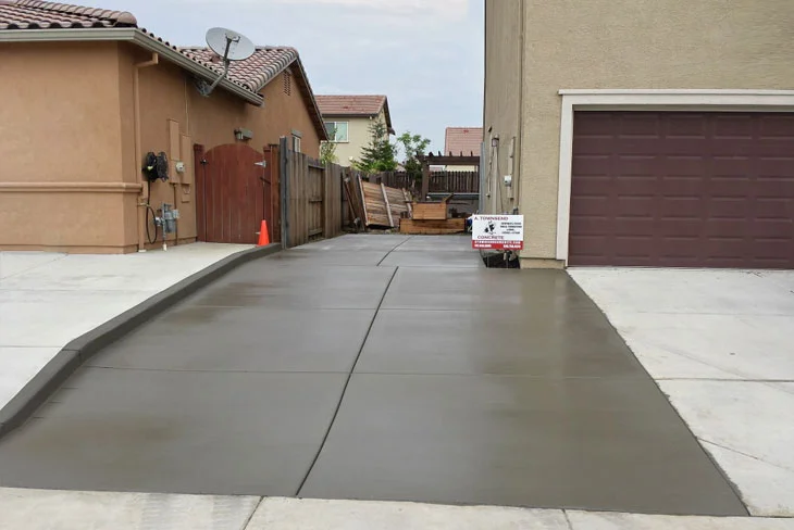 Avoiding Property Line Encroachments When Pouring Concrete